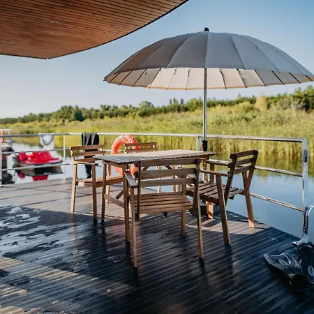 Floatinghouse Moewe 4 - Lp4 * Vetschau/Spreewald